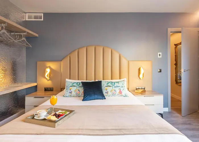 Hotel Palacete De Alamos 4*